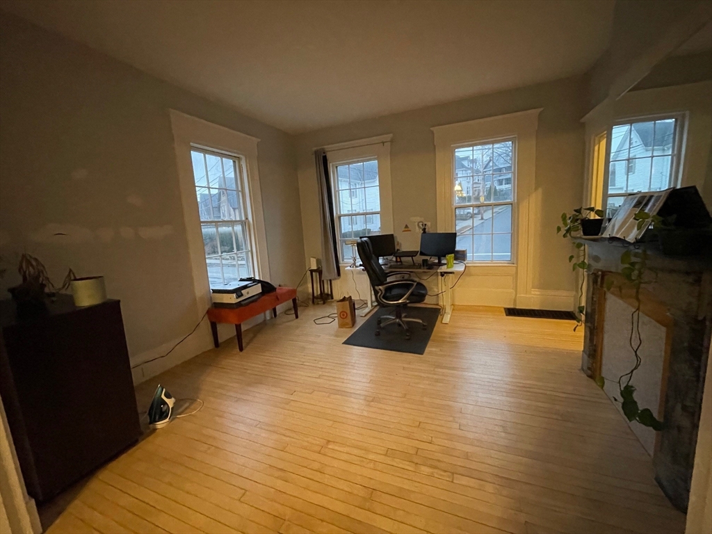 373 Pleasant St, Melrose, MA Photo #11
