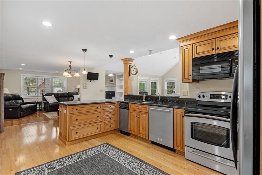 54 King Hill Rd