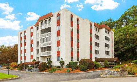 Photo of 855 John Fitch Hwy #17, Fitchburg, MA 01420 (MLS # 73586784)