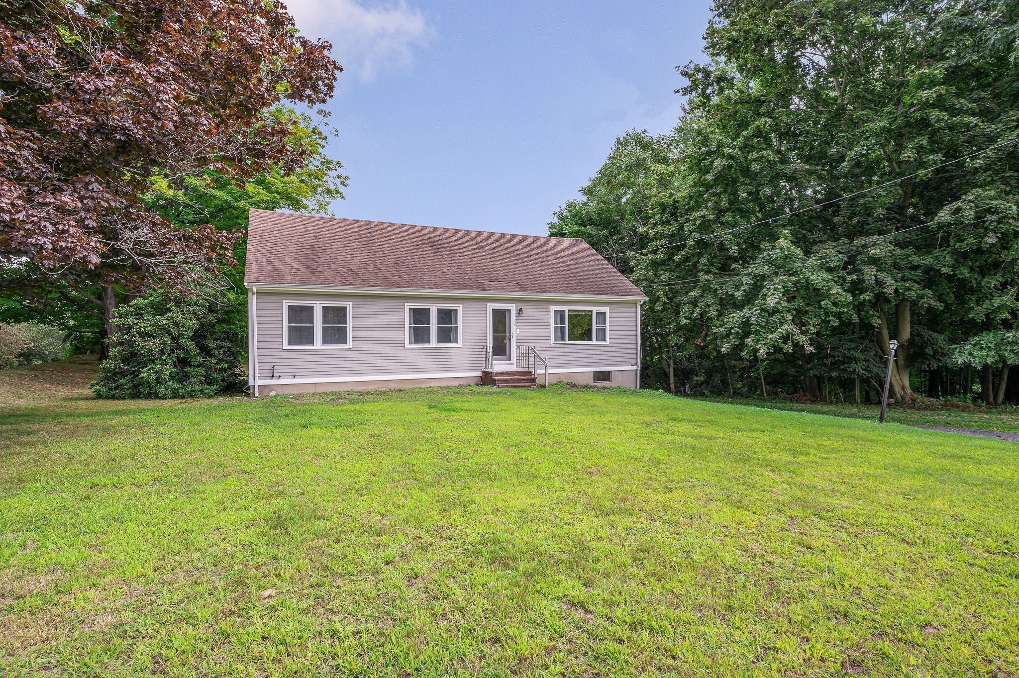 129 Forest St