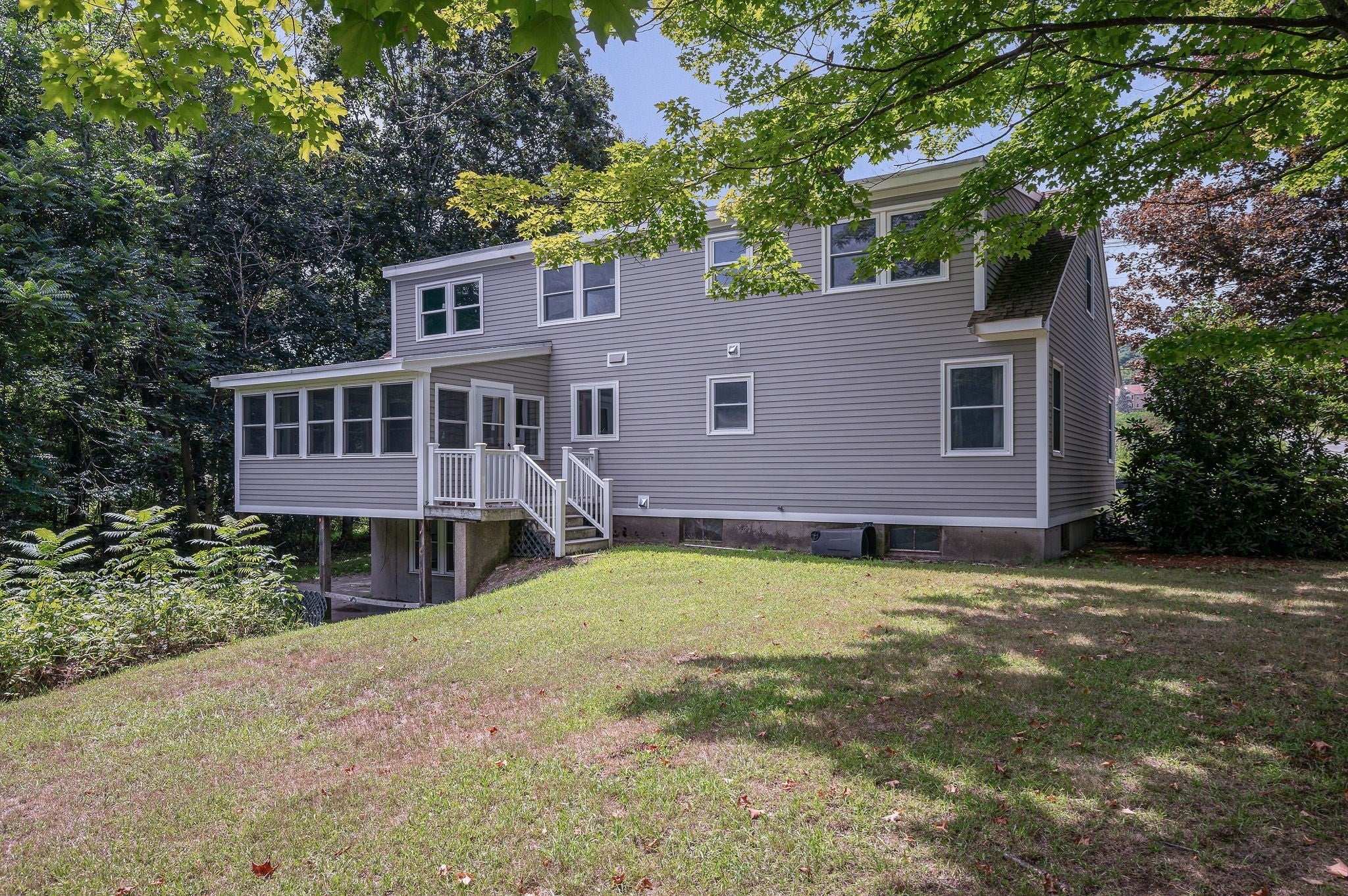 129 Forest St