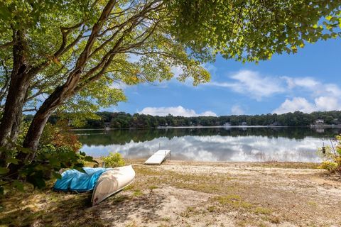 32 Lake View Blvd Plymouth MA 02360