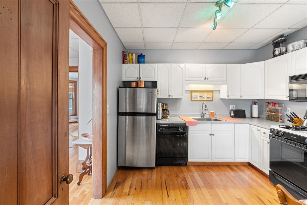 115 W Emerson St 102