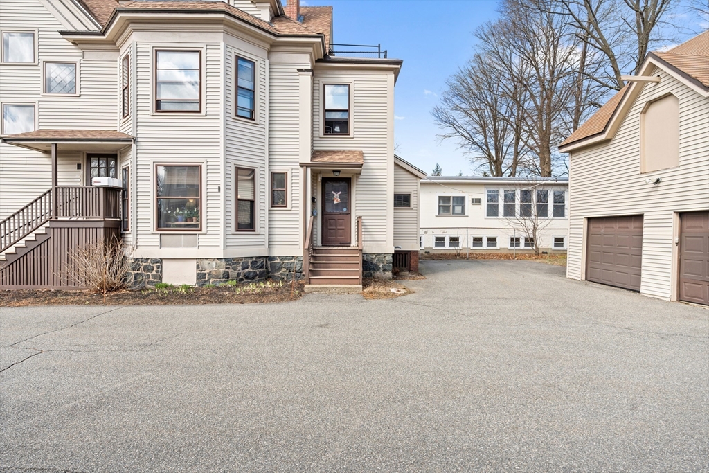 115 W Emerson St 102