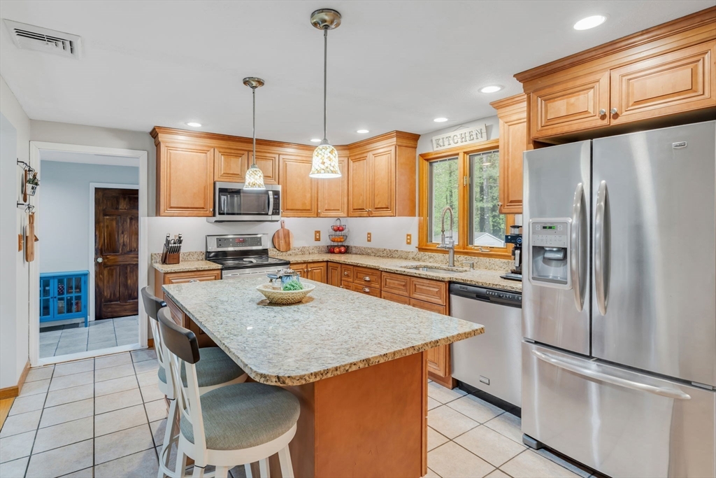 35 Crosswinds Dr