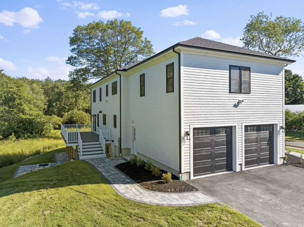53 Morton Ave