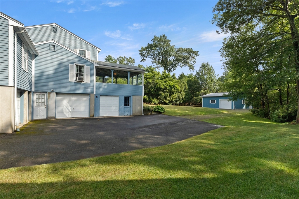 15 Arrowhead Road