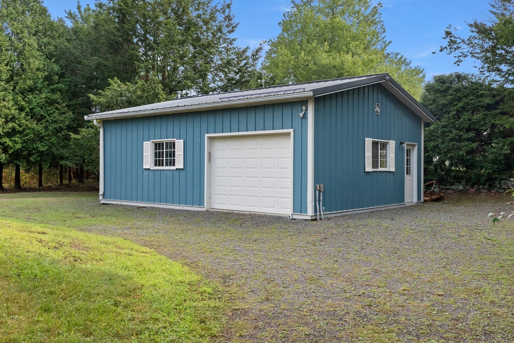 15 Arrowhead Road