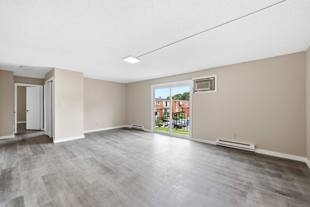 80 Damon Rd 4302