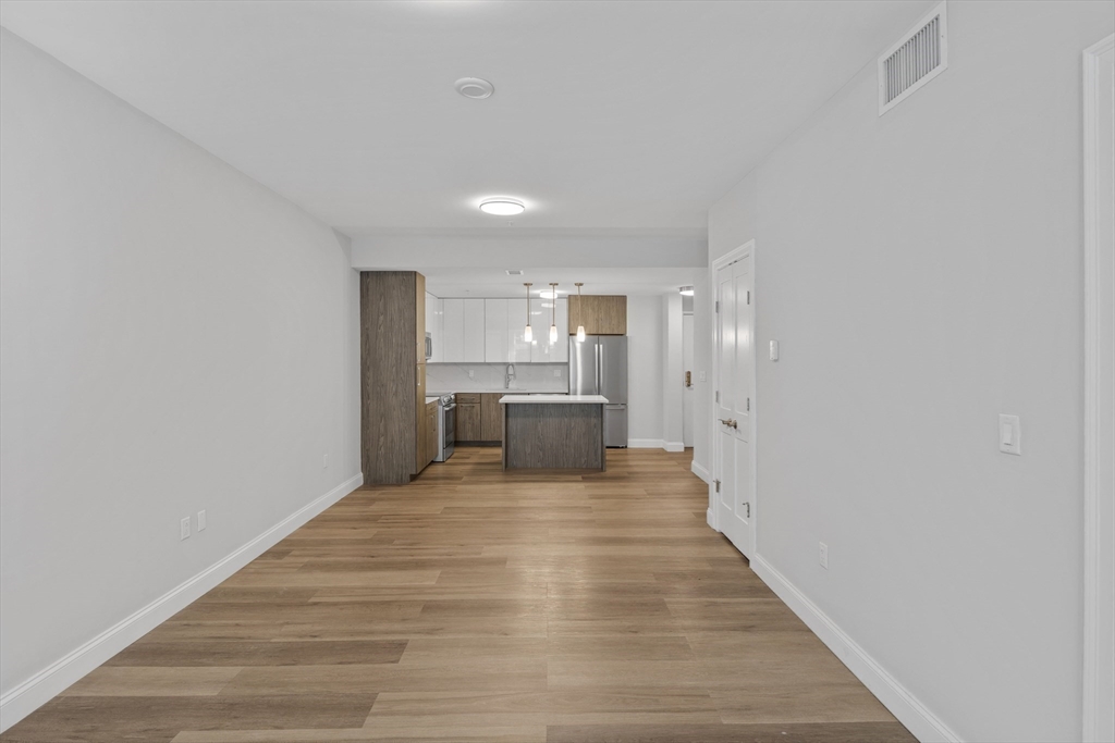 771 Harrison Ave 9G