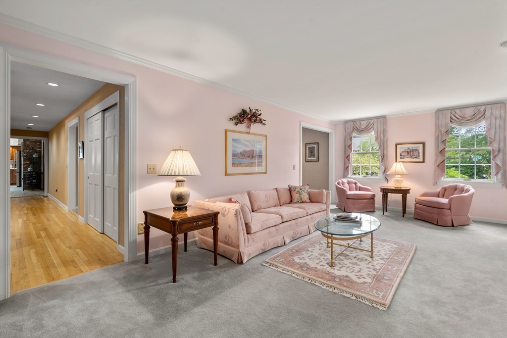 65 Fox Run Rd