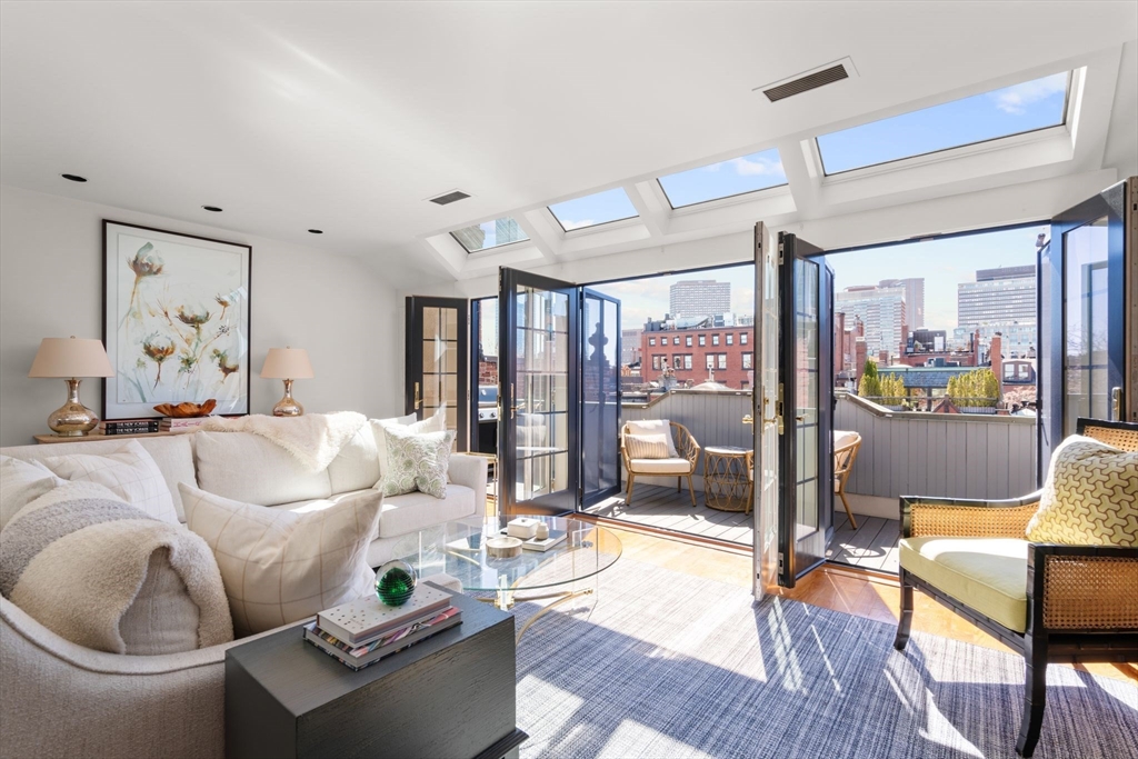 257 Marlborough St 11