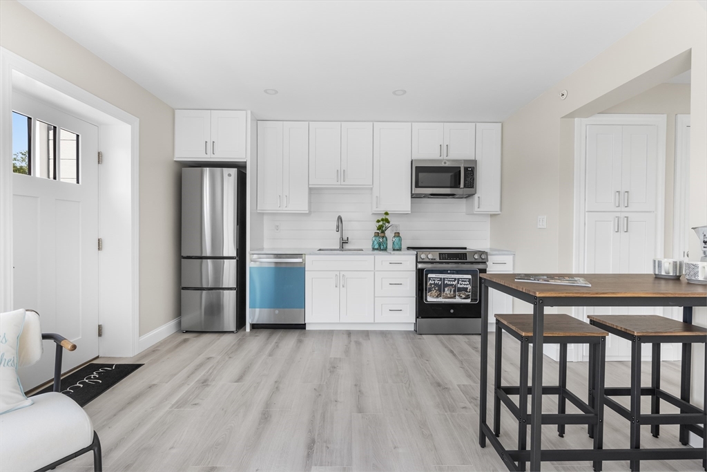 112 West Main 8