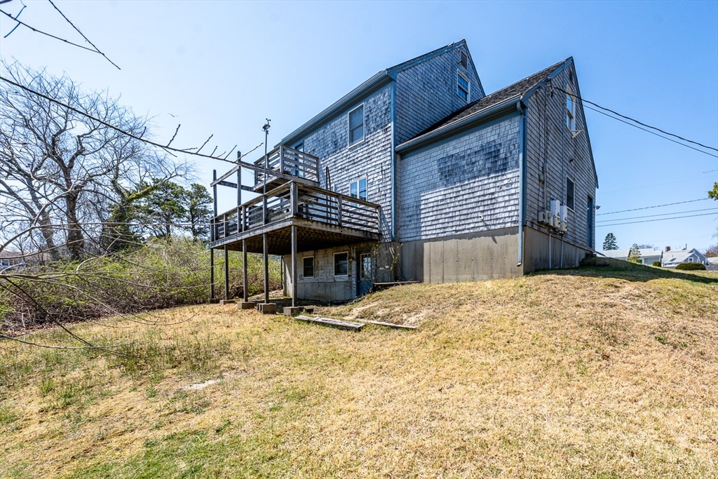 22 Gleason Ave