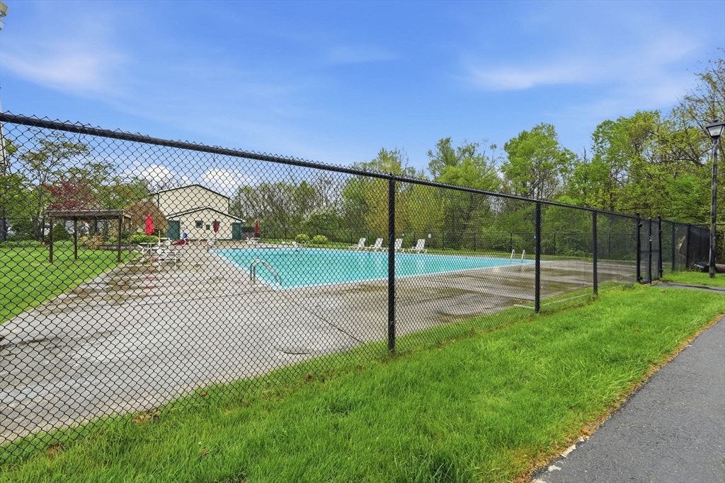 170 E Hadley Rd #23, Amherst, MA, 170 E Hadley Rd #23, Amherst, MA Photo #2