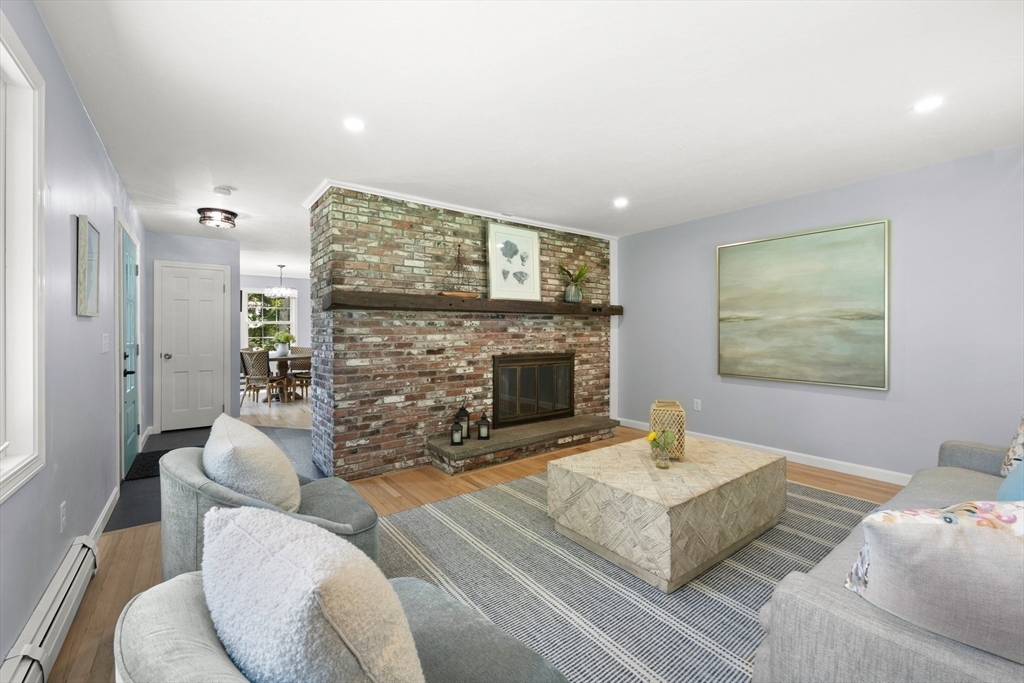 View Sandwich, MA 02563 house