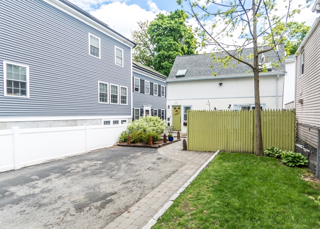 26 Cross Street, Waltham, MA Photo #4