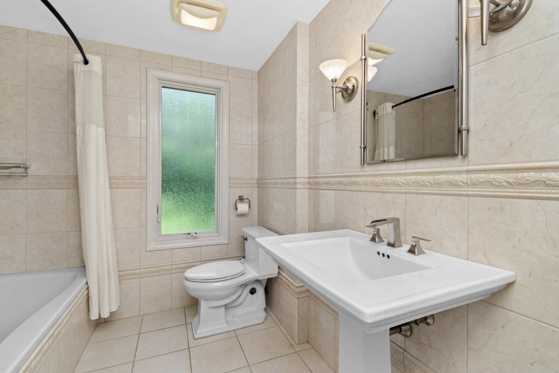 46 Pinebrook Ln 3