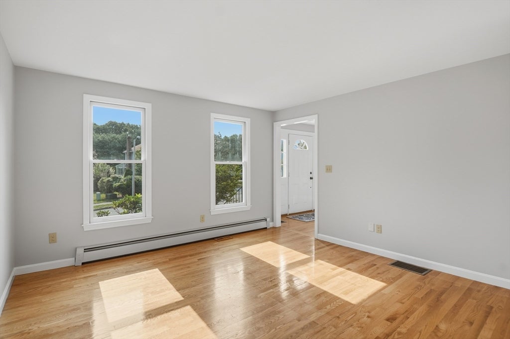 22 Wachusett Cir, Shrewsbury, MA, 22 Wachusett Cir, Shrewsbury, MA Photo #15