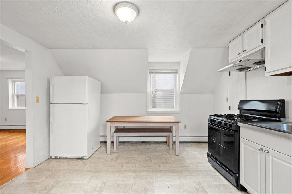 8 Walnut St #2A, Quincy, MA Photo #8