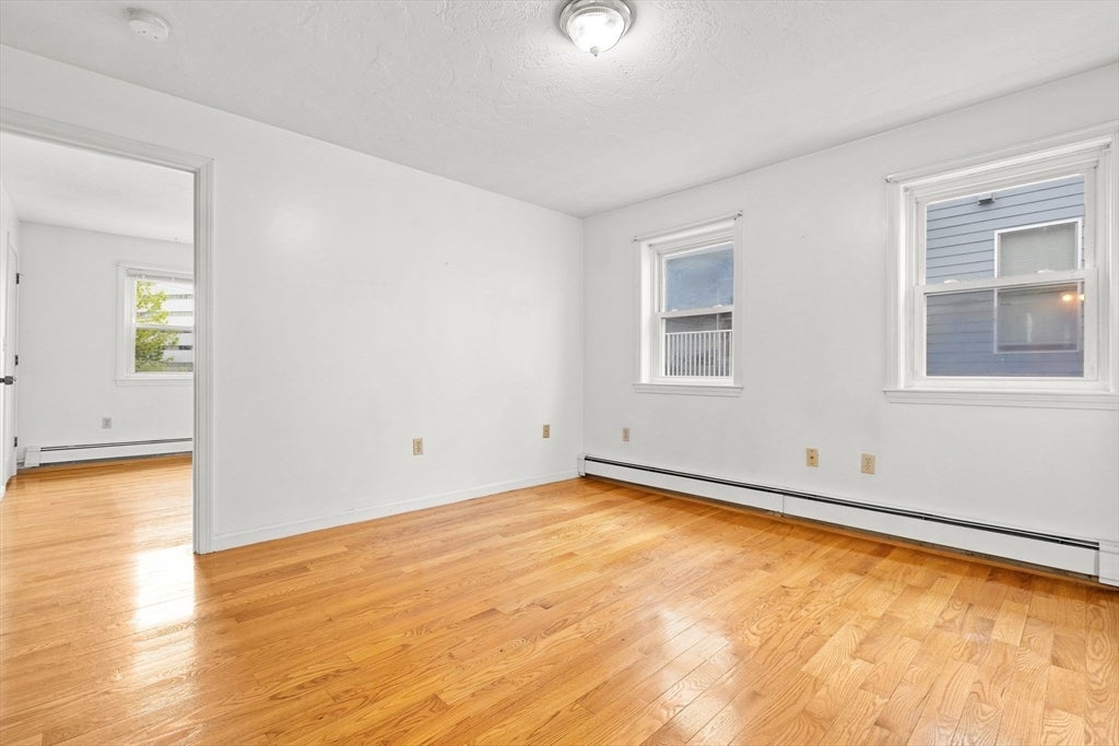 8 Walnut St #2A, Quincy, MA Photo #4