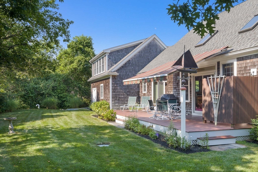 42 Deacon Vincent Way