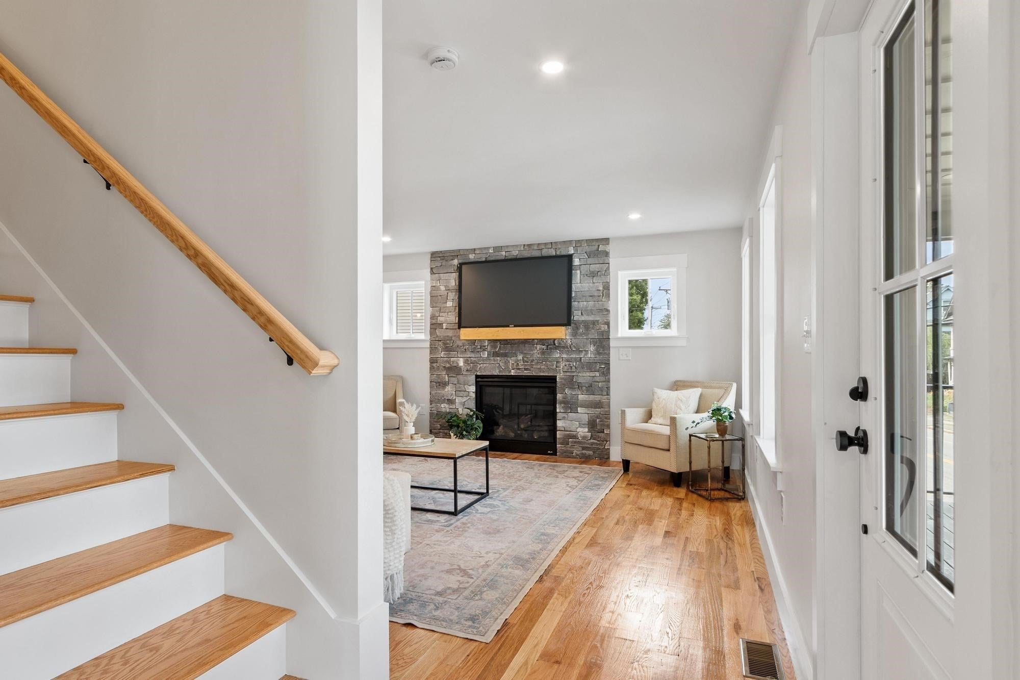 688 Westford St, Lowell, MA, 688 Westford St, Lowell, MA Photo #22