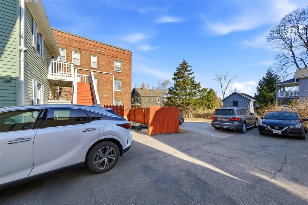 7 Orchard St #1, Newton, MA Photo #28