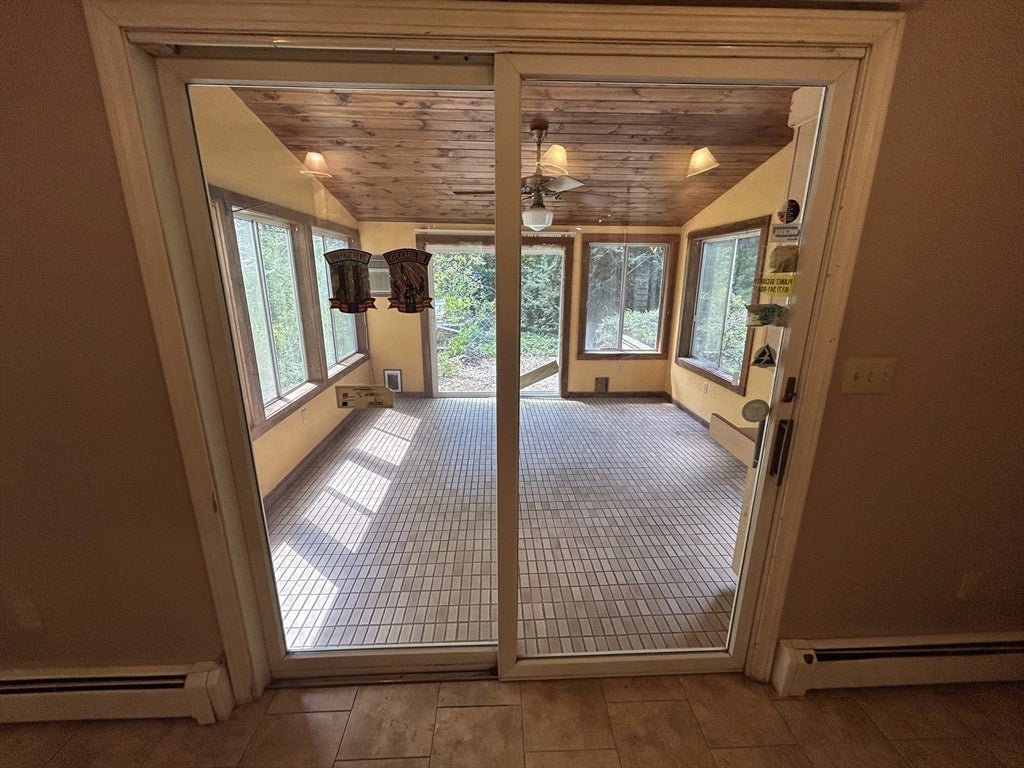 55 Fairway Ln, Foxboro, MA Photo #5