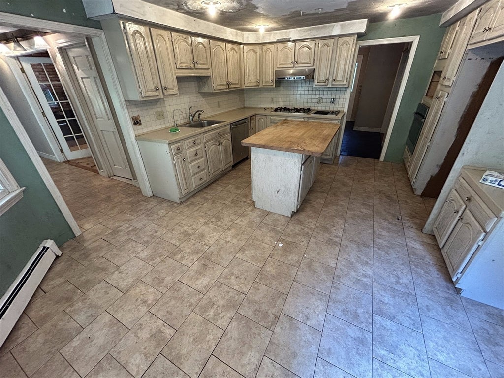55 Fairway Ln, Foxboro, MA Photo #4