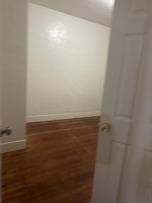6 Deering Rd