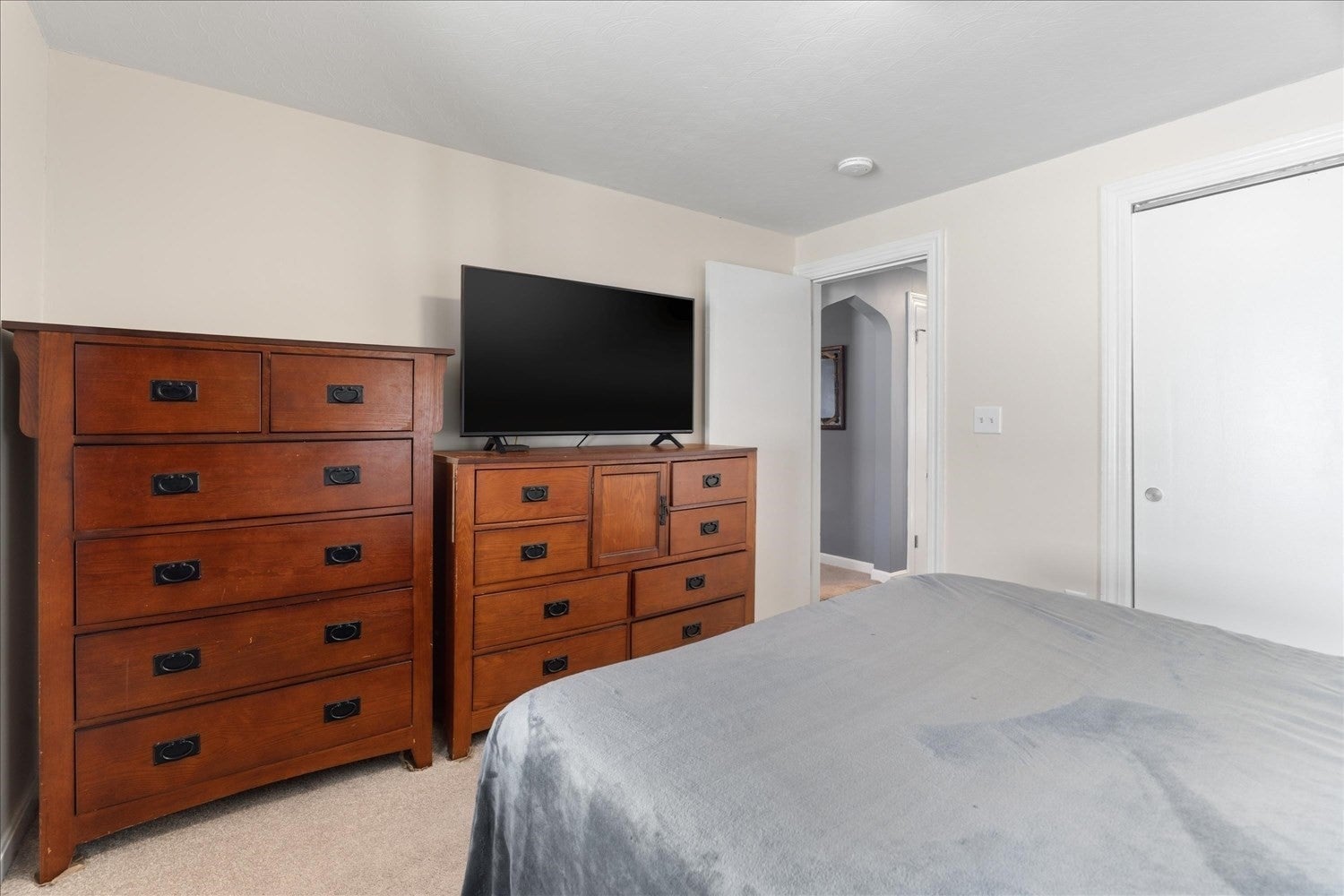 30 Calumet Ave, Worcester, MA Photo #19