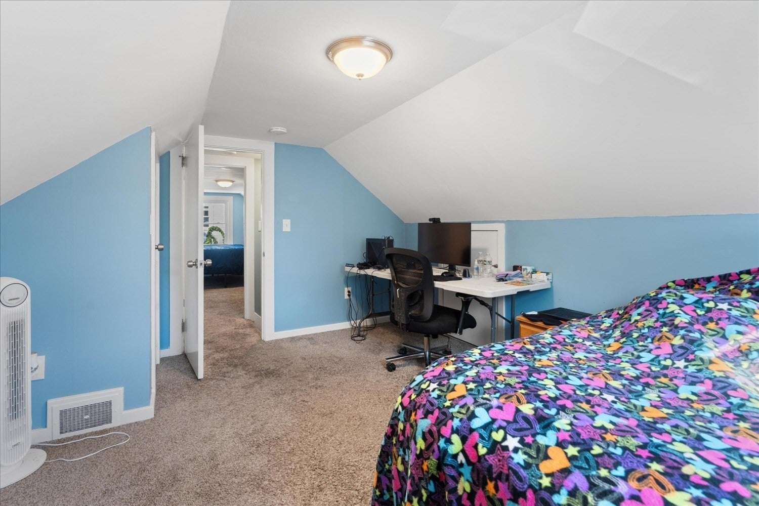 30 Calumet Ave, Worcester, MA Photo #24