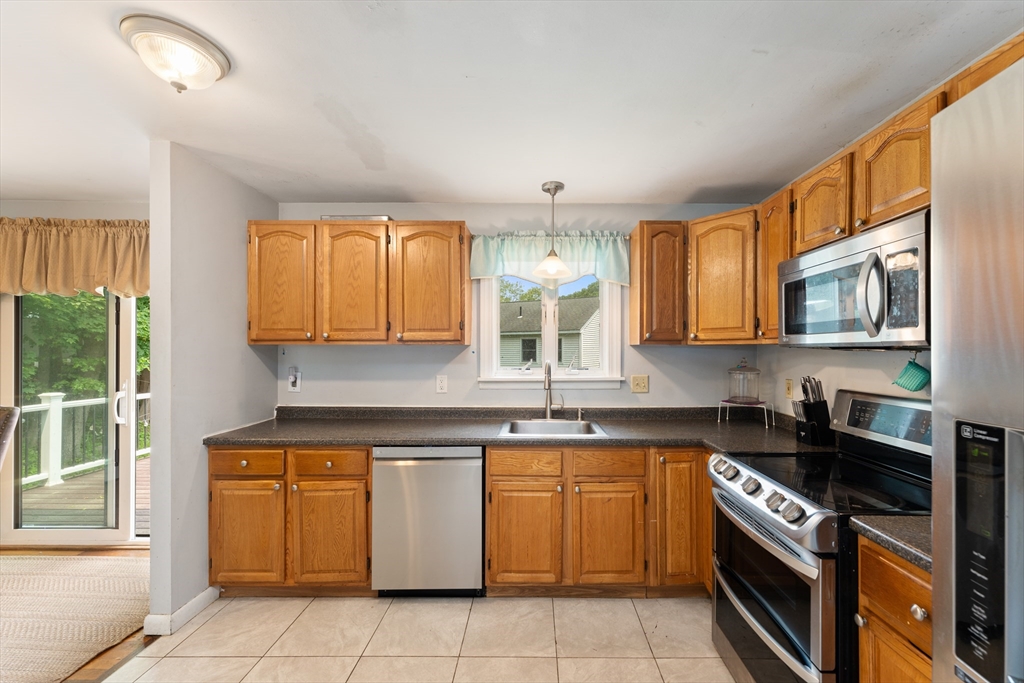 140 W Mountain St
