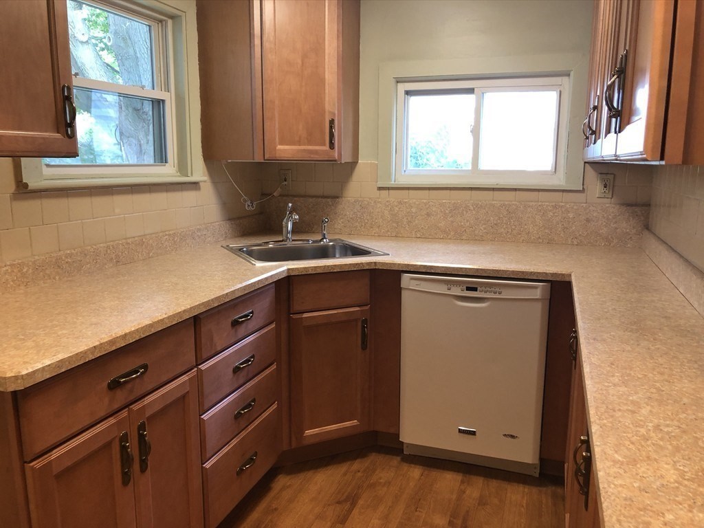 11 Crescent Square 3