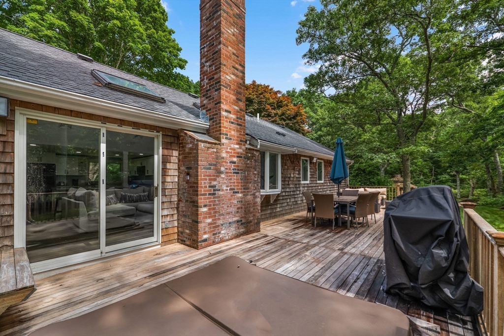 126 Ambleside Drive