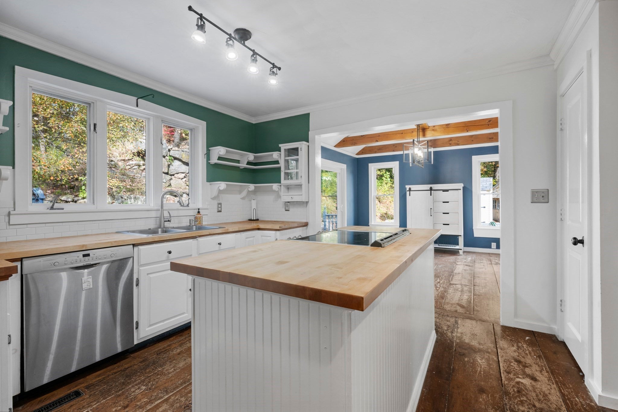 84 Elm St, Blackstone, MA, 84 Elm St, Blackstone, MA Photo #9