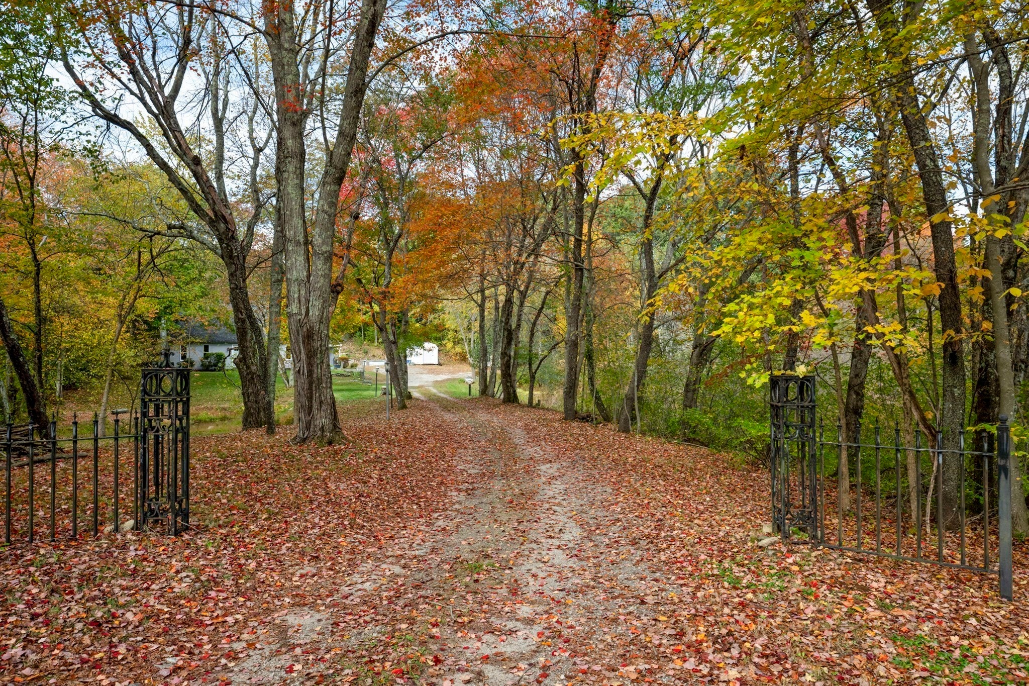 84 Elm St, Blackstone, MA, 84 Elm St, Blackstone, MA Photo #4