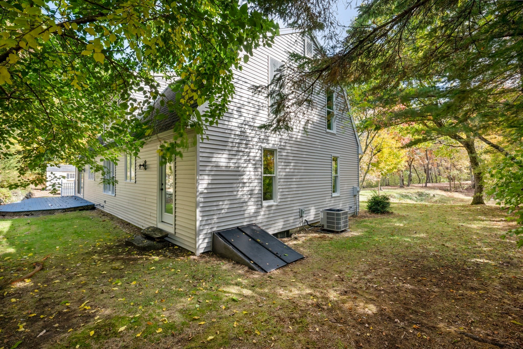 84 Elm St, Blackstone, MA, 84 Elm St, Blackstone, MA Photo #37