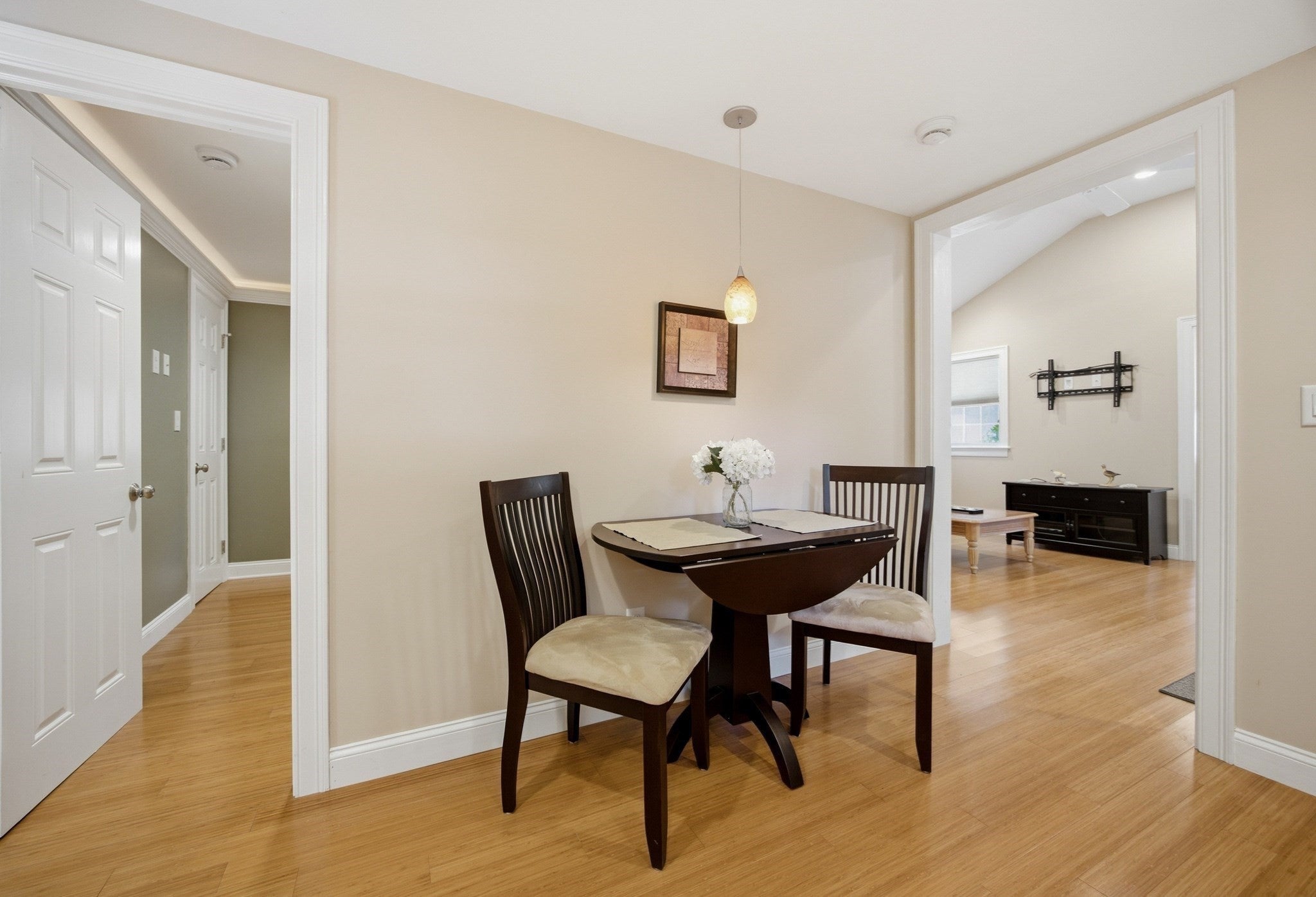 16 Fourth Ave, Lakeville, MA Photo #11