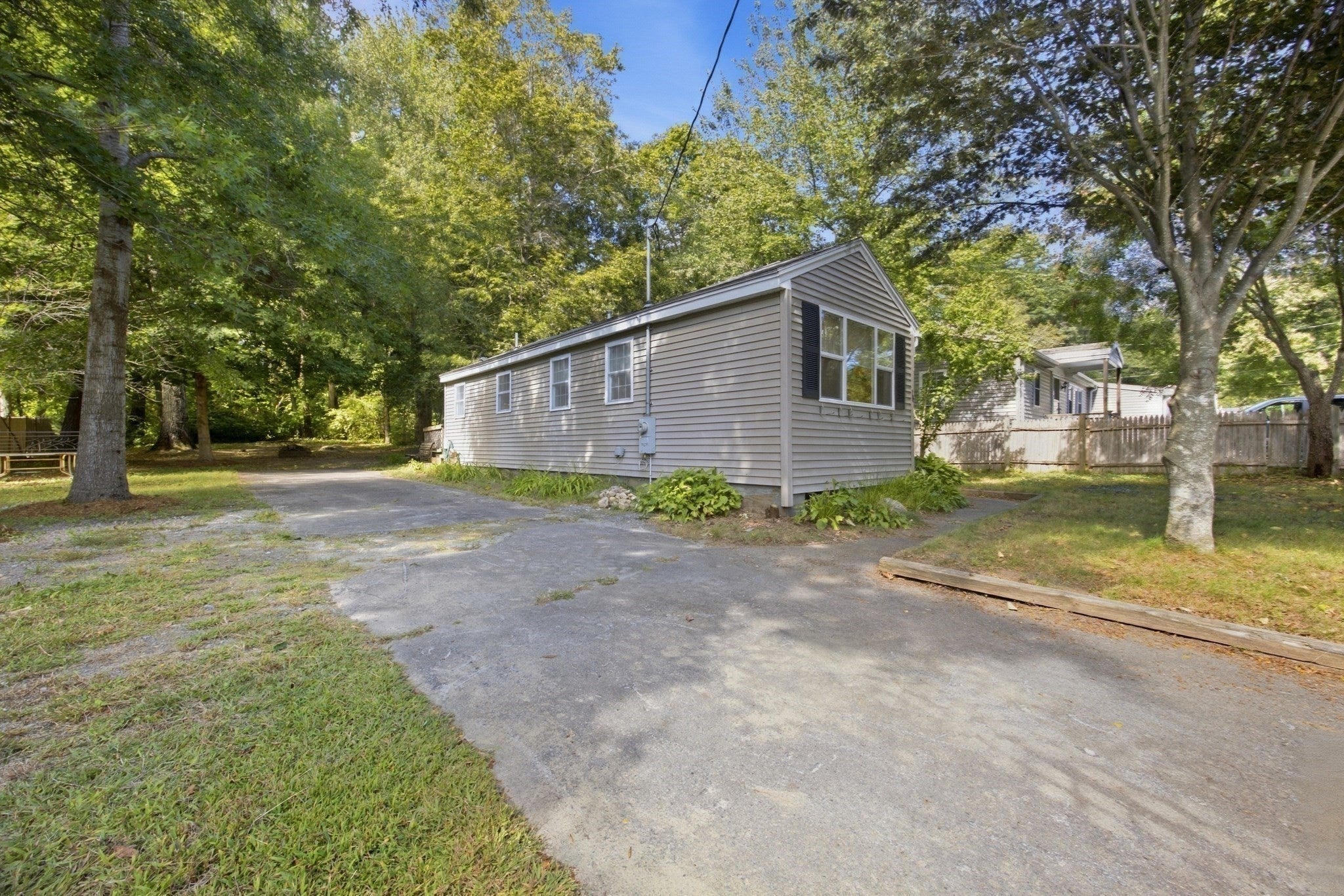 16 Fourth Ave, Lakeville, MA Photo #4