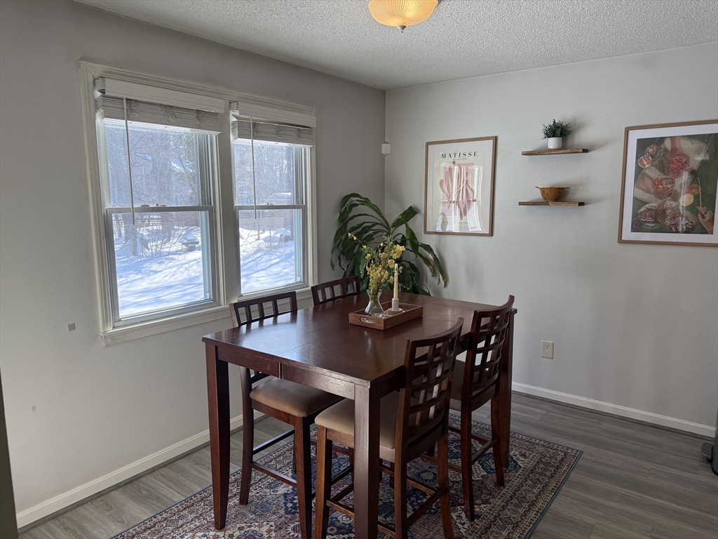 124 Tennis Plaza Rd 21