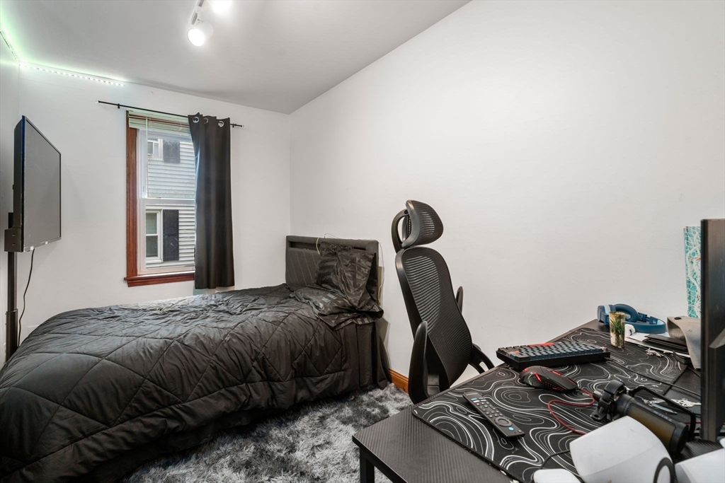 32 Saint Marks Rd. 1