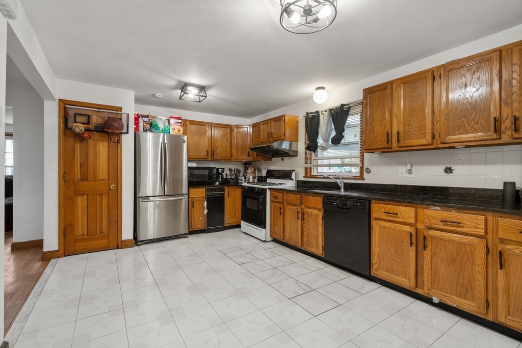 32 Saint Marks Rd. 1