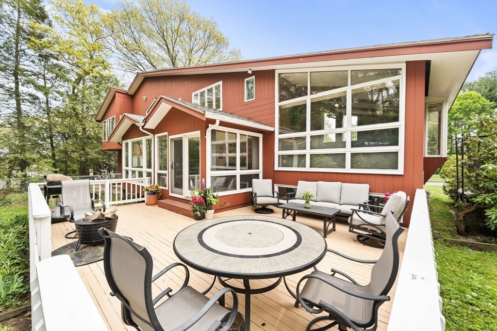 1 Hemlock Dr, Chelmsford, MA, 1 Hemlock Dr, Chelmsford, MA Photo #35