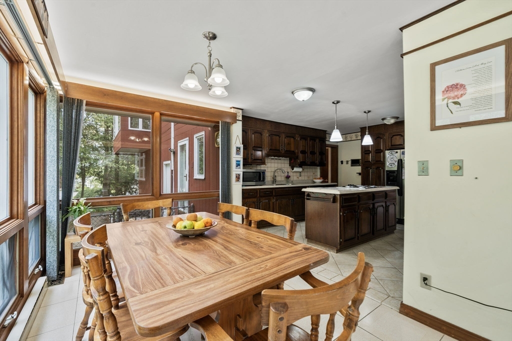 1 Hemlock Dr, Chelmsford, MA, 1 Hemlock Dr, Chelmsford, MA Photo #14