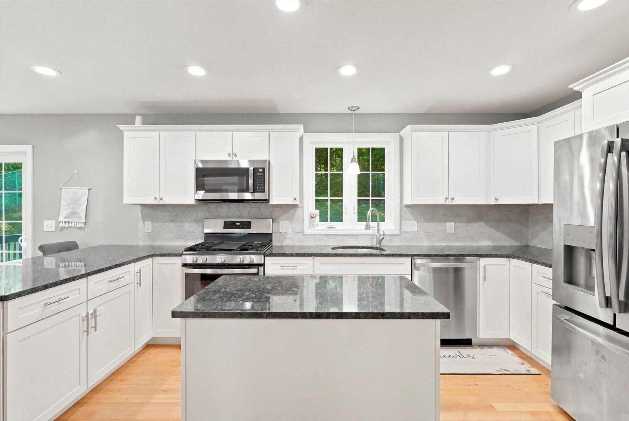 883 West Lowell Ave, Haverhill, MA, 883 West Lowell Ave, Haverhill, MA Photo #8