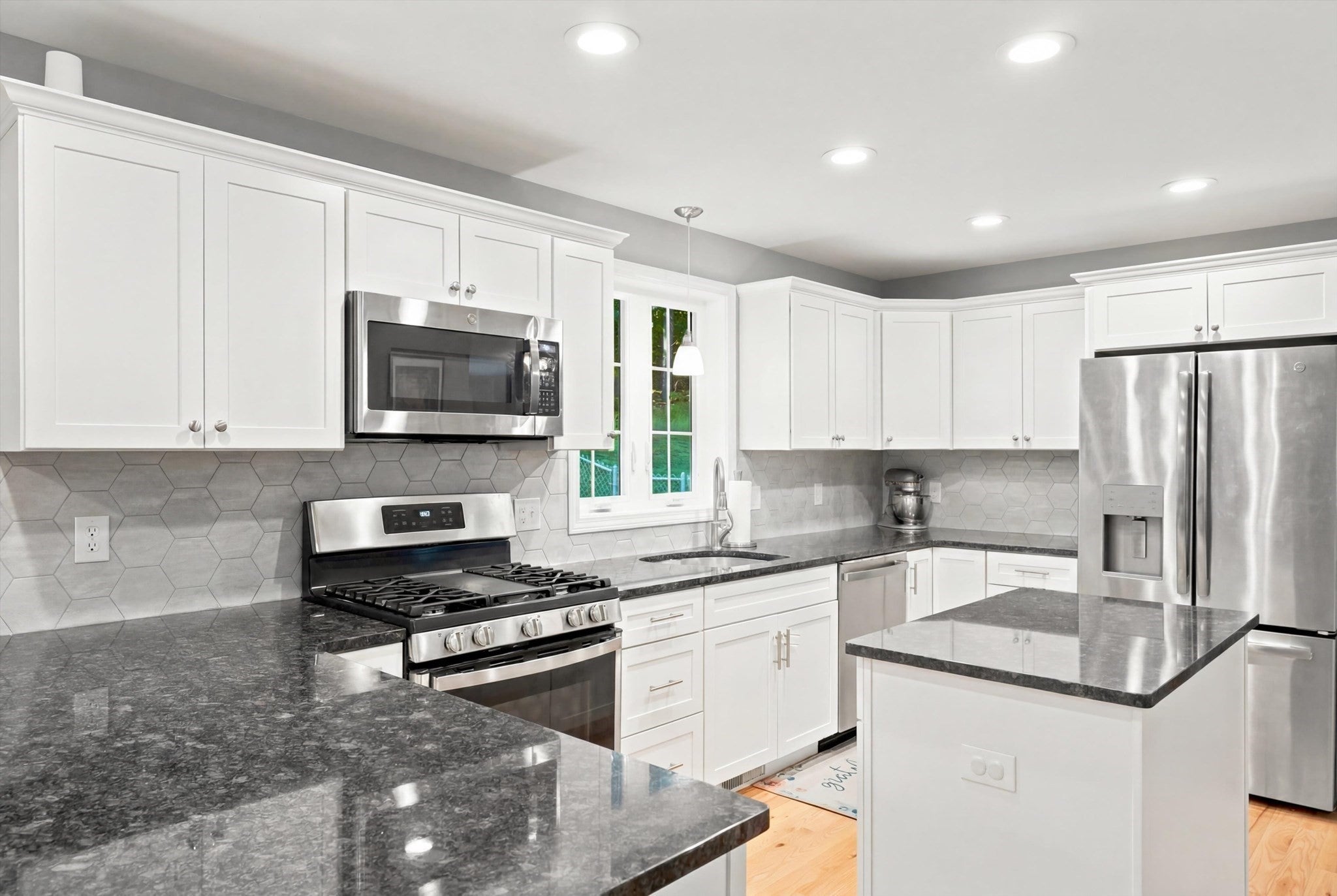 883 West Lowell Ave, Haverhill, MA, 883 West Lowell Ave, Haverhill, MA Photo #9