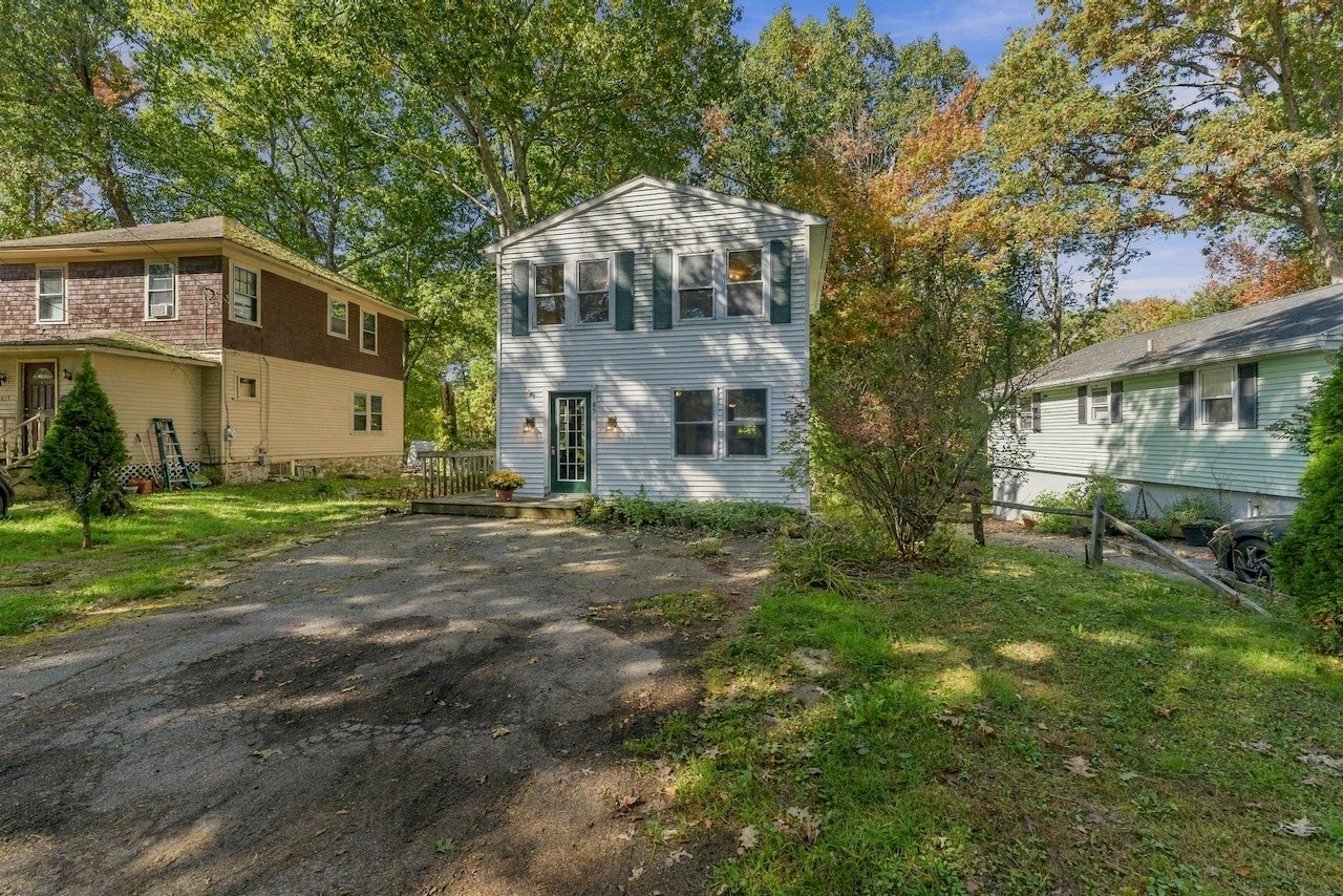 69 Lake Ave, Leicester, MA Photo #28