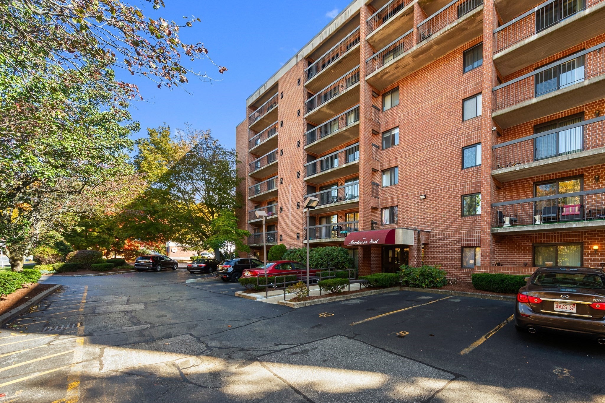 289 Elm Street 55